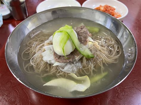 부산 떡볶이, 그리고 바다의 맛을 담은 이야기